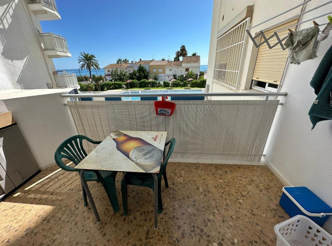 Apartamento En Complejo Residencial Con Piscina Y Garaje Frente Al Mar Valencia Exterior photo