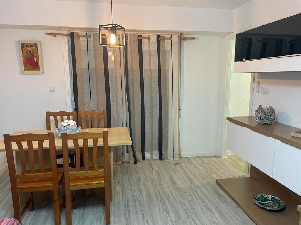 Apartamento En Complejo Residencial Con Piscina Y Garaje Frente Al Mar Valencia Exterior photo